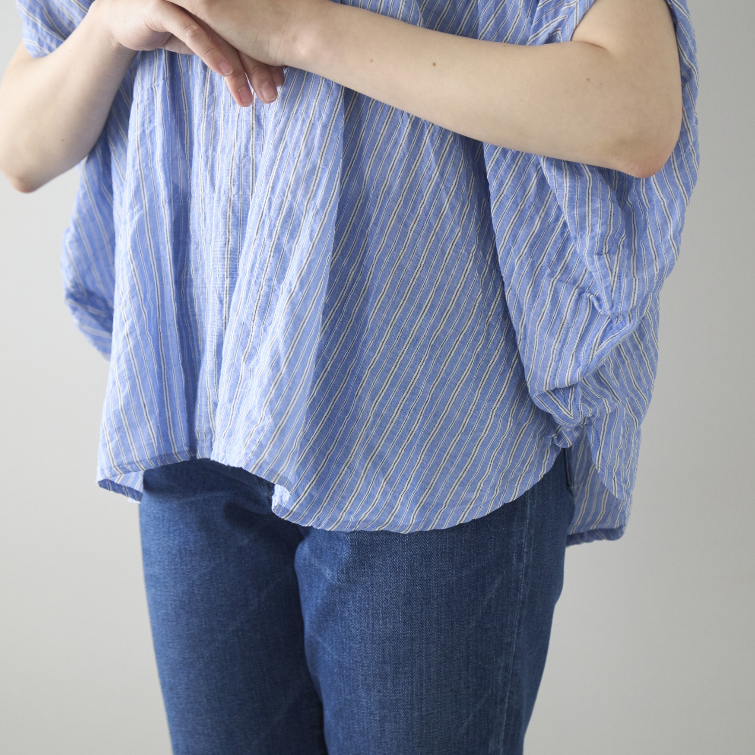 Kilka/汗をかいてもはりつかない、速乾サークルブラウス